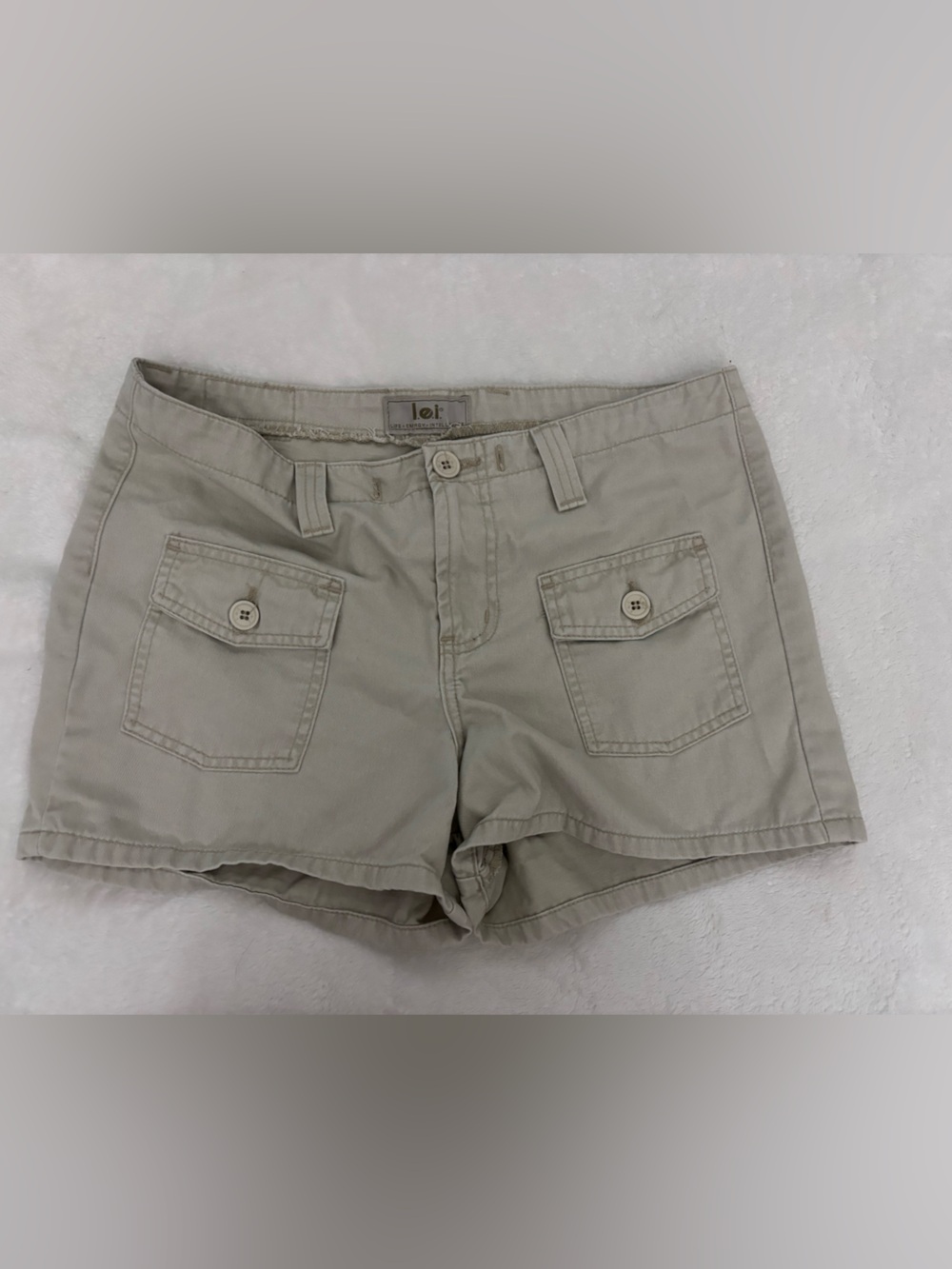 Vintage Low-Rise Lei Cargo Shorts